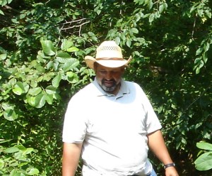 Manuel 4th Garth Run Wearing that Shady Brady