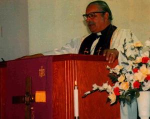 c8b48764_poppulpit_0 The Reverend Hon Henry Jr at his best!